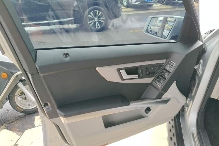 Used Mercedes-Benz GLK-Class 2013 Facelift GLK 300 4MATIC Fashion Edition