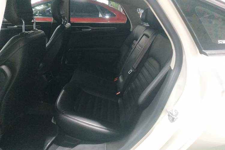 Used Ford Mondeo 2013 2.0L GTDi 200 Luxury Model