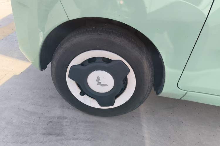 Used Wuling Hongguang MINIEV 2021 Macaron Premium Model – Lithium Iron Phosphate
