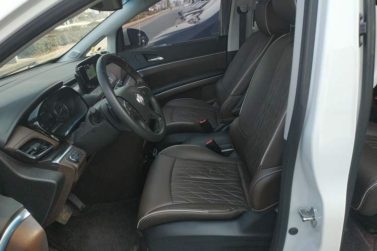 Used Buick GL8 2022 Land Business Class 652T Luxury Model