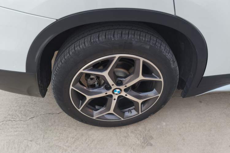 Used BMW X1 2018 sDrive18Li Luxury Model
