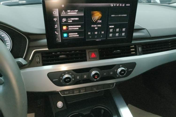 Used Audi A4L 2022 40 TFSI Fashion Dynamic Model
