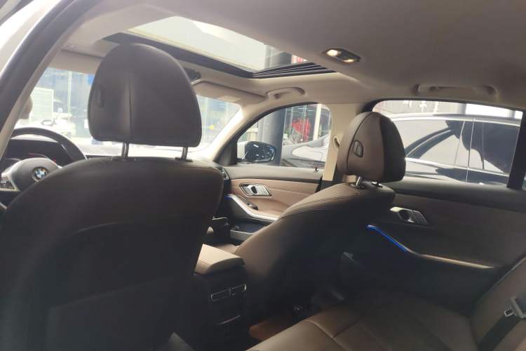 Used BMW 3 Series 2022 325i M Sport Package
