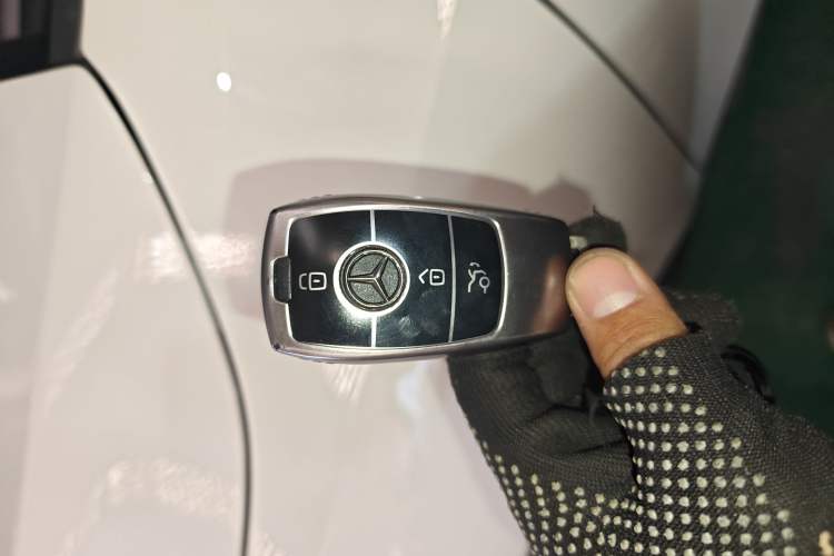 Used Mercedes-Benz GLB 2022 Updated GLB 200 Fashion Edition
