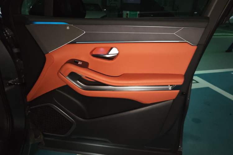 Used BYD Tang L 2025 EV 600KM All-Wheel-Drive LiDAR Flagship Model
