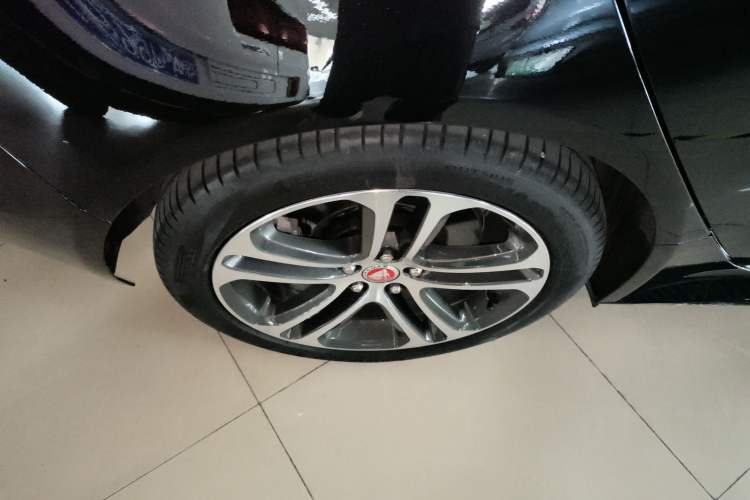 Used Jaguar XEL 2023 2.0T 250 PS R-DYNAMIC S Advanced Sport Edition
