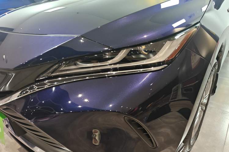 Used Toyota Harrier 2022 Dual-Engine 2.5L CVT Four-Wheel Drive Luxury Edition
