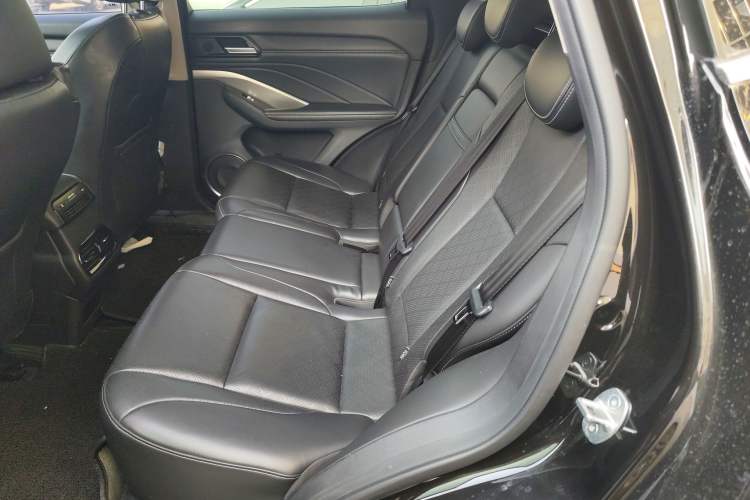 Used Wey VV6 2018 2.0T Two-Wheel Drive Flagship Version China V Standard