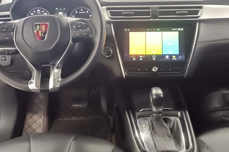 Used Roewe i5 2019 1.5L Automatic 4G Connected Langhao Edition
