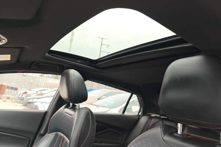 Used GAC Trumpchi EMPOW 2021 270T DCT J15 Version
