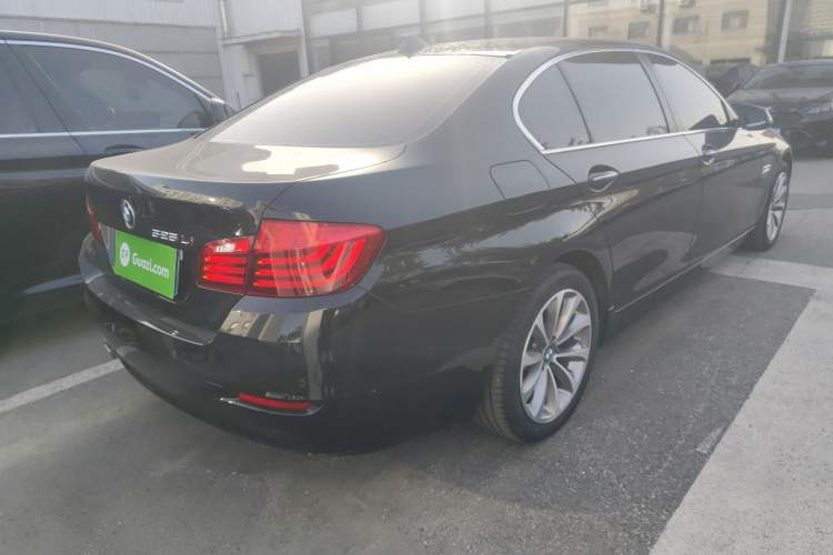 Used BMW 5 Series 2017 525Li Leading Model
