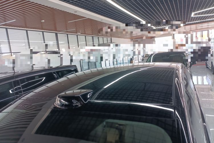 Used Li Auto MEGA 2024 Ultra Model
