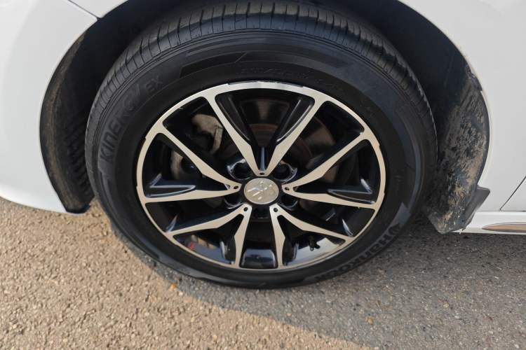 Used BYD Song MAX 2017 1.5T Automatic Smart Connect Elite 7-Seater
