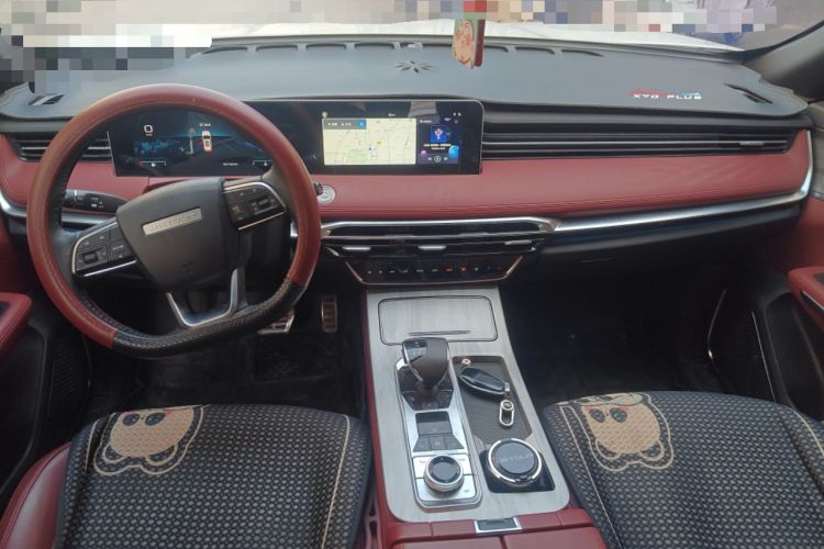 Used JETOUR X70 PLUS 2023 1.5T DCT Brave PLUS 7-Seater
