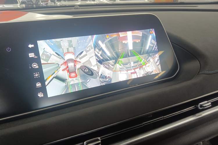 Used ORA Good Cat 2021 400km Standard Range Athena Edition Lithium-Ion Battery