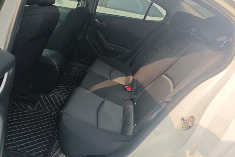 Used Mazda Mazda 3 Axela 2017 Sedan 1.5L Automatic Comfort Model Emission Standard China V
