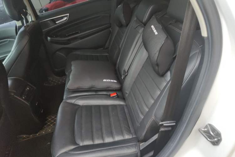 Used Ford Edge 2017 EcoBoost 245 Two-Wheel-Drive Sporty 7-Seater