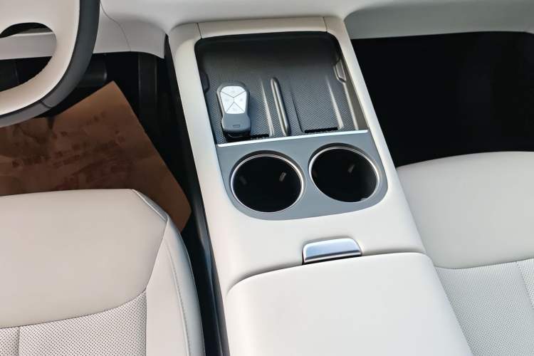 Used XPeng G6 2023 580 Long-Range Pro