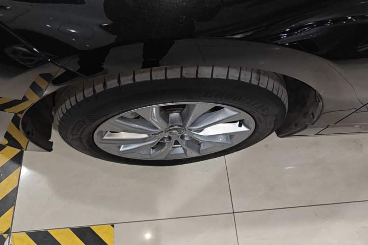 Used Toyota Avalon 2024 2.0L Premium Edition