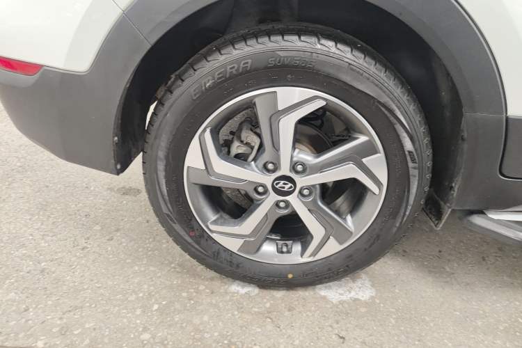 Used Hyundai ix25 2017 1.6L Automatic Smart Version
