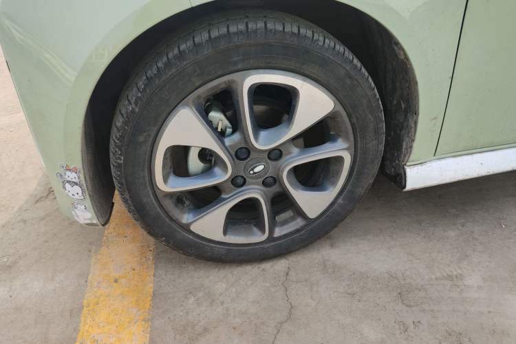 Used ORA White Cat 2022 Xiaoyue Mao Edition 401 km Flagship Model Lithium Ternary