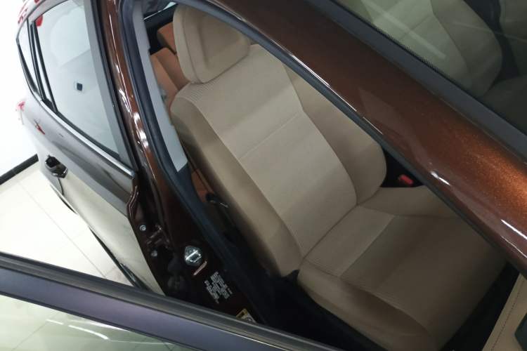 Used Toyota RAV4 2015 2.0L CVT 4x4 Trend Edition