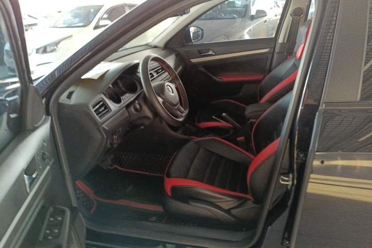 Used Volkswagen Lavida 2019 Lavida Start 1.5L Automatic Trendy Version China VI Standard
