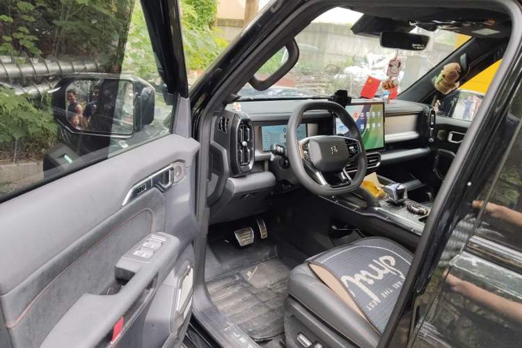 Used Jetour Traveler 2023 2.0T All-Wheel Drive Conquer PRO
