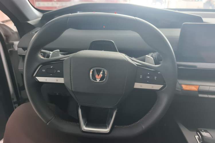 Used Changan UNI-V 2022 1.5T Prestige Version
