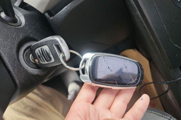 Used Wuling Hongguang PLUS 2019 1.5T Manual Comfort Version 7 Seats
