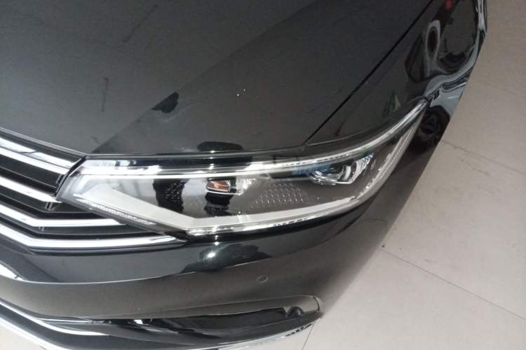 Used Volkswagen Magotan 2020 330TSI DSG Leading Model
