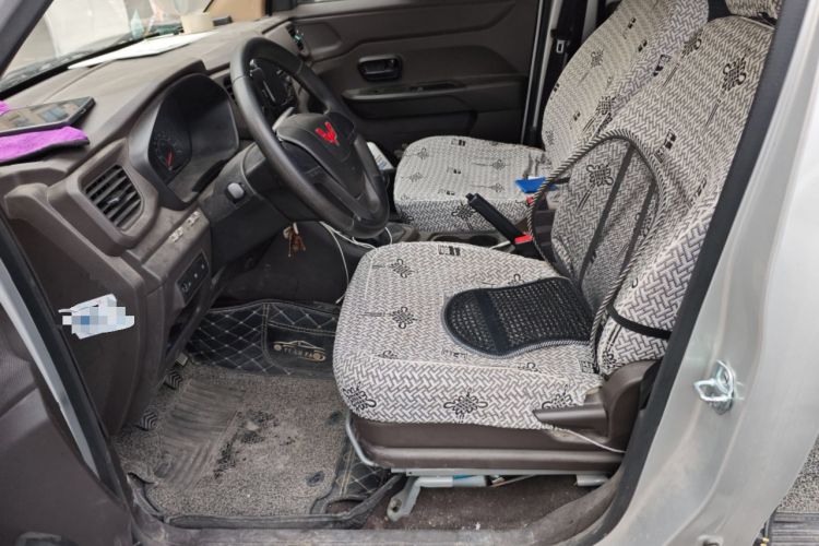 Used Wuling Hongguang V 2022 1.5L Jingqu Edition Electric-Assist LAR
