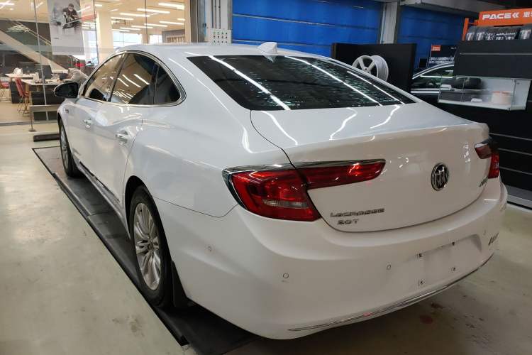 Used Buick LaCrosse 2016 20T Luxury Model
