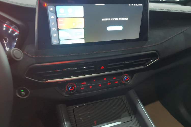 Used SAIC MAXUS D90 Pro 2022 Facelift 2.0T Diesel 4x4 Amazon Edition 7-Seater
