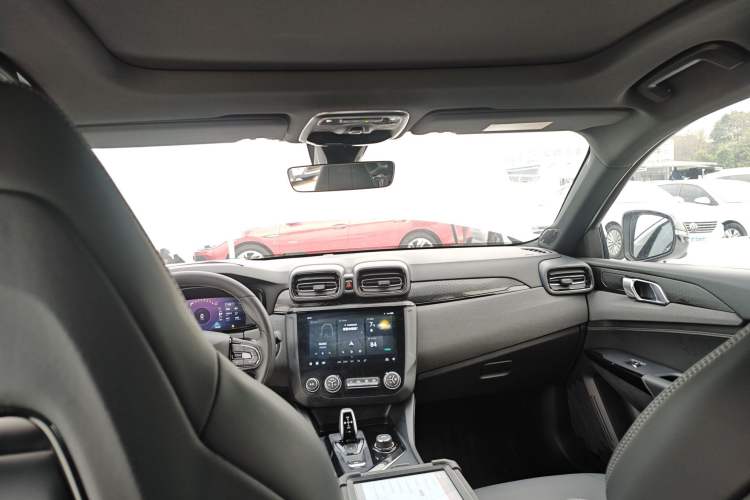 Used Lynk & Co 03 2022 2.0TD DCT GenioPlus
