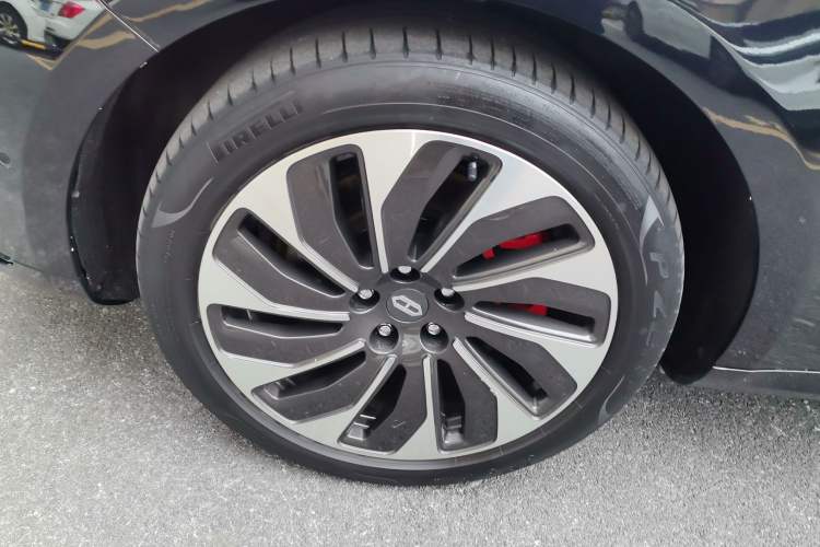 Used Hima AITO M5 2022 Extended-Range Four-Wheel Drive Flagship Edition
