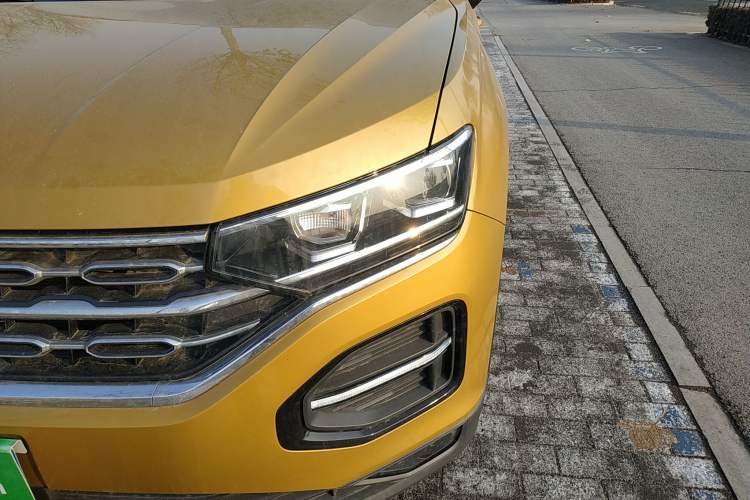 Used Volkswagen Tayron 2019 330TSI Two-Wheel-Drive Luxury Version China V Emission Standard