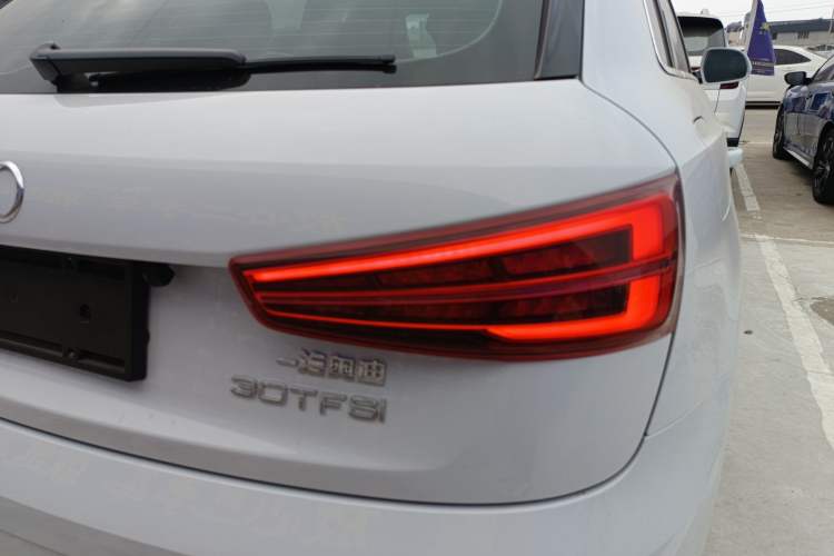 Used Audi Q3 2017 30 TFSI Fashion Model
