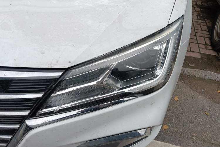 Used Roewe i5 2020 1.5L Automatic 4G Connect Luxury Flagship Edition