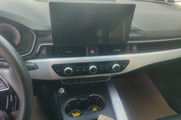 Used Audi A4L 2022 40 TFSI Fashion Dynamic Model
