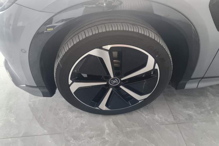 Used BYD Song L EV 2025 662 km Advanced Intelligent Driving Version