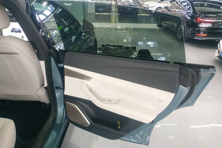 Used ONVO L60 2024 60 kWh Rear-Drive Version
