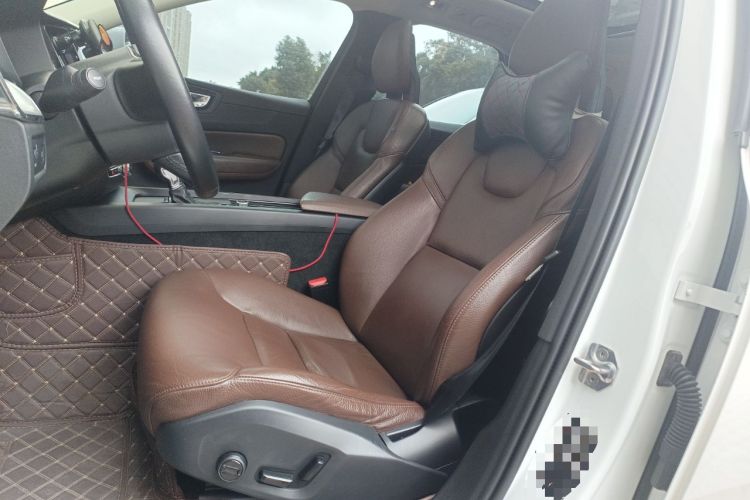 Used Volvo XC60 2018 T5 4x4 Zhiyi Edition