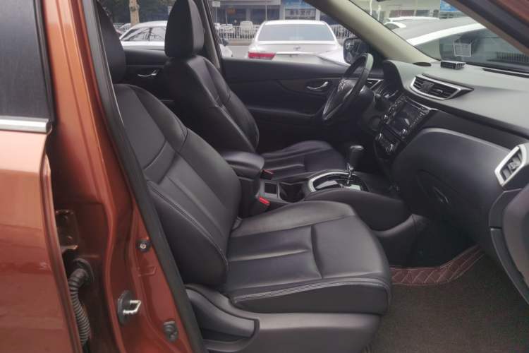 Used Nissan X-Trail 2014 2.0L CVT Comfort Edition 2WD
