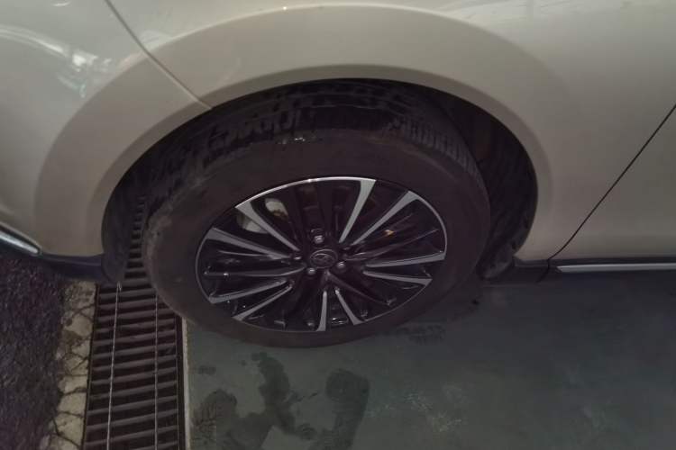 Used Toyota Venza 2022 2.0L CVT Two-Wheel Drive Prestige Edition
