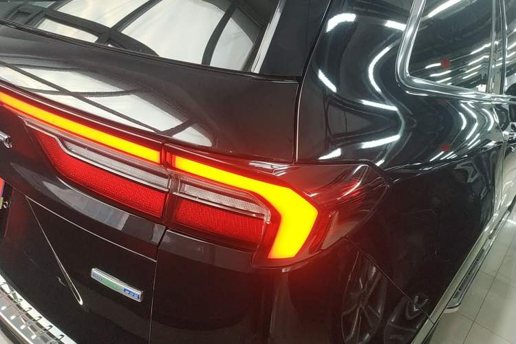 Used Ford Equator 2021 EcoBoost 225 Premier 7-Seater (2/2/3)