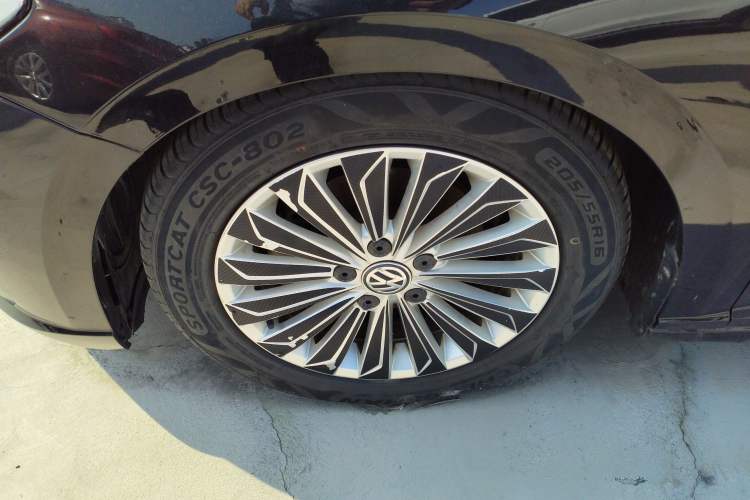 Used Volkswagen Lavida 2019 1.5L Automatic Comfort Edition China VI Standard
