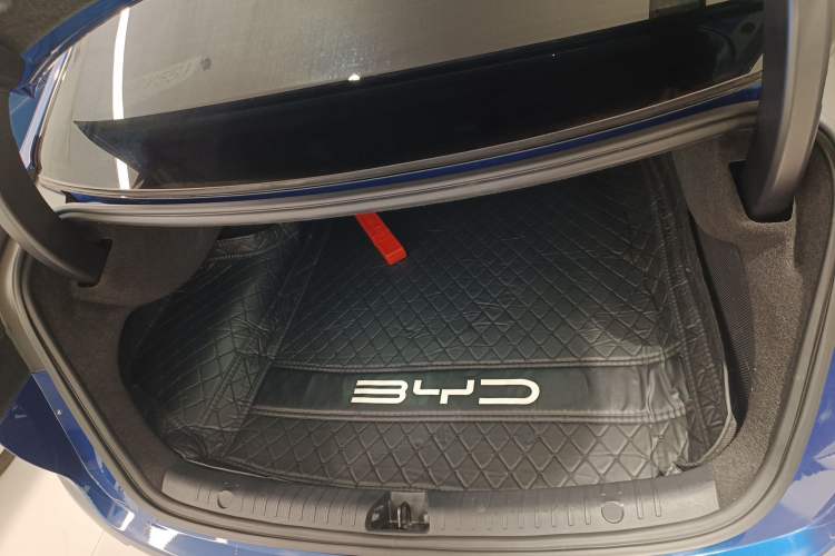 Used BYD Han 2022 EV Genesis Edition 715 km Front-Wheel-Drive Flagship Model
