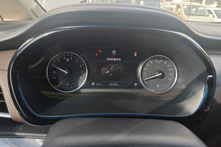 Used Buick GL8 2022 Land Cruiser Executive Class 652T Comfort Model
