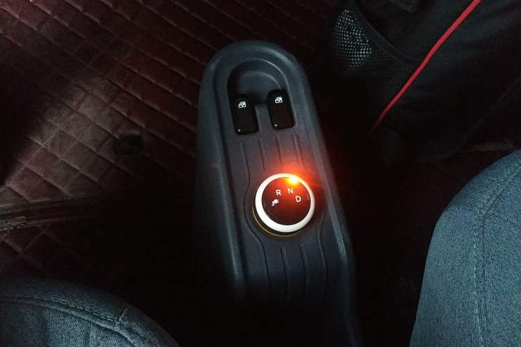 Used Wuling Hongguang MINIEV 2021 Macaron Premium Model – Lithium Iron Phosphate
